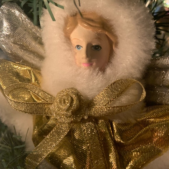 Angel hand painted ornament - Picture 1 of 1